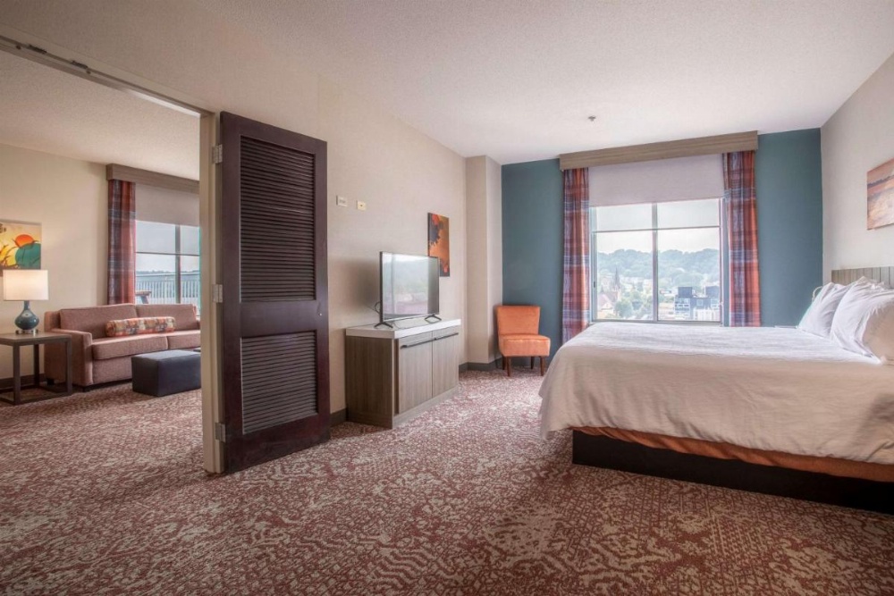 Room image 3